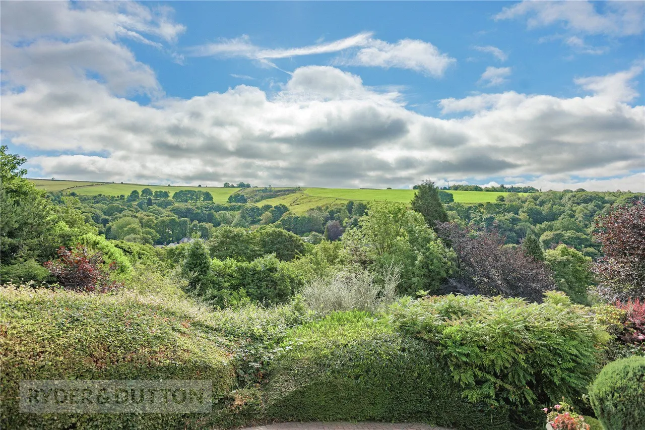Stoneswood Road, Delph, OL3, photo 36