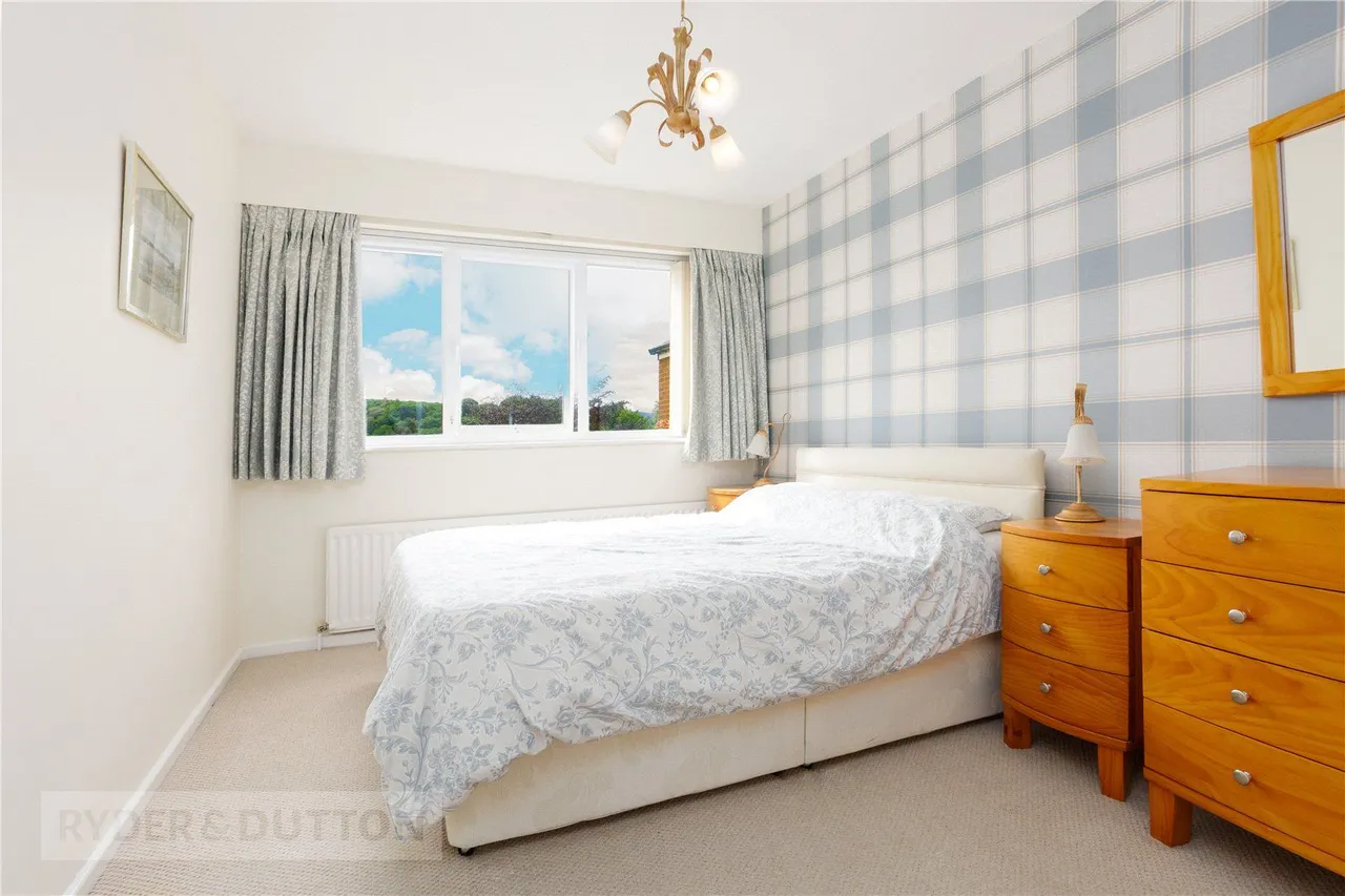 Stoneswood Road, Delph, OL3, photo 19