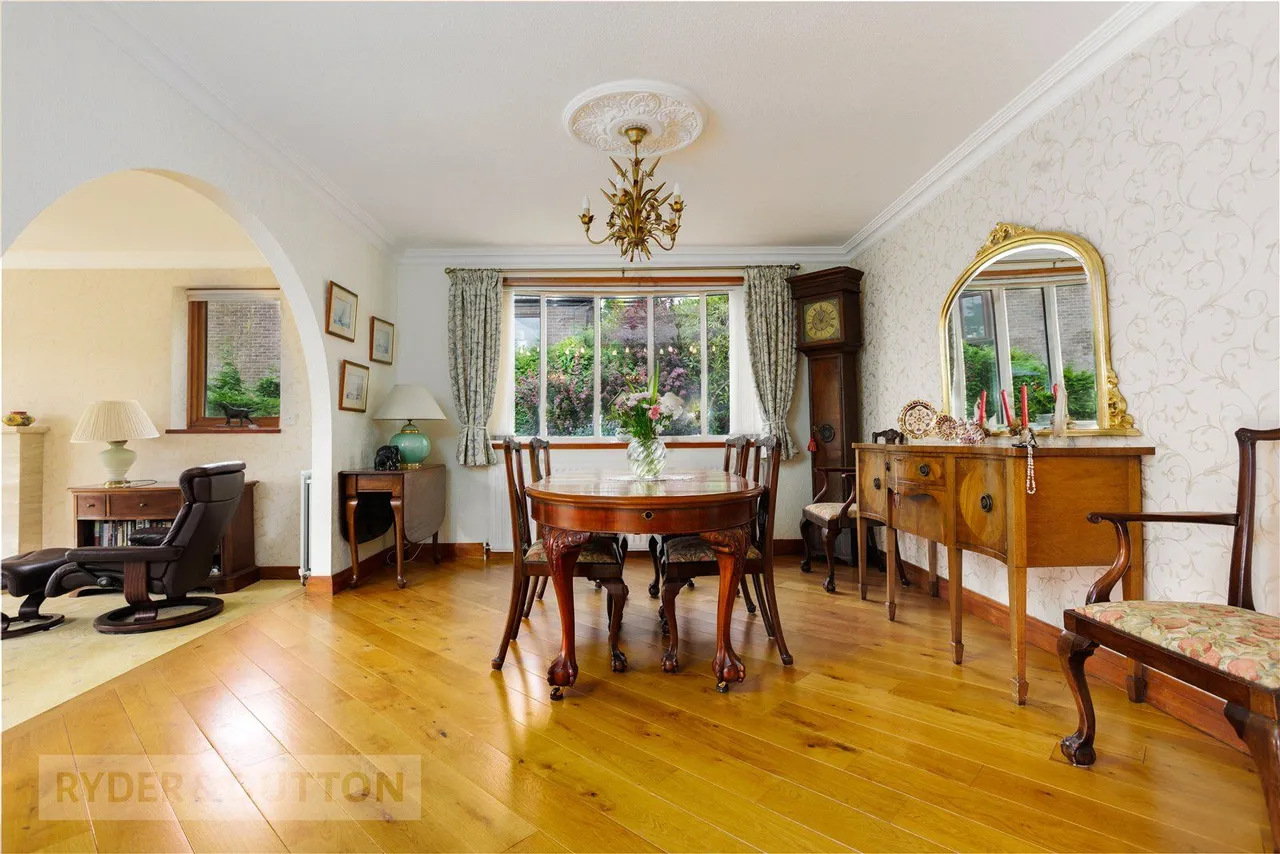 Stoneswood Road, Delph, OL3, photo 12