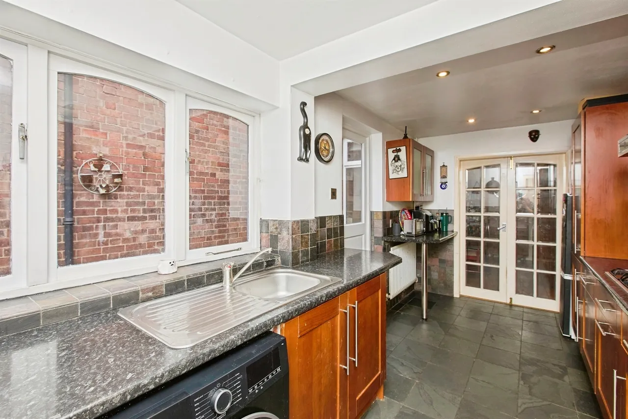 Calais Road, Burton-On-Trent, DE13, photo 11