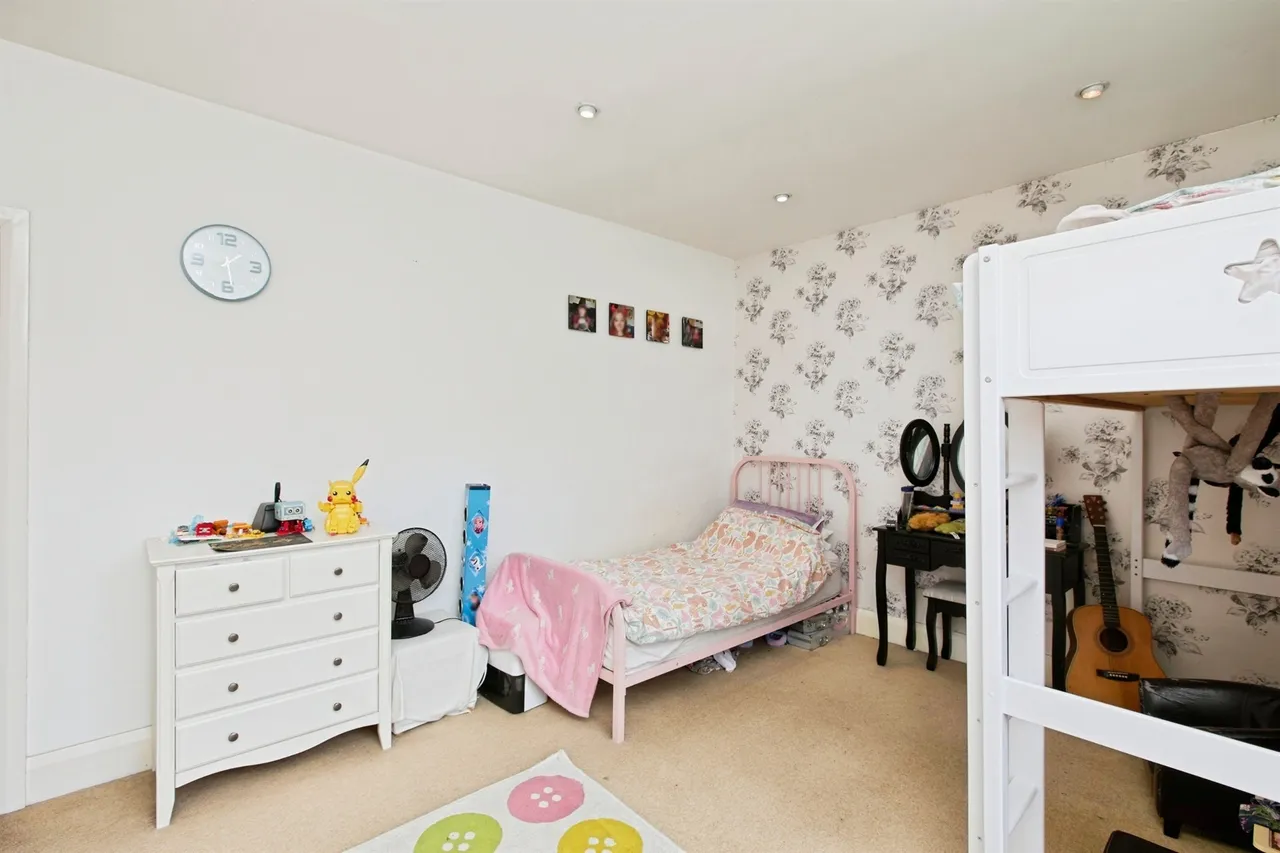 Calais Road, Burton-On-Trent, DE13, photo 16