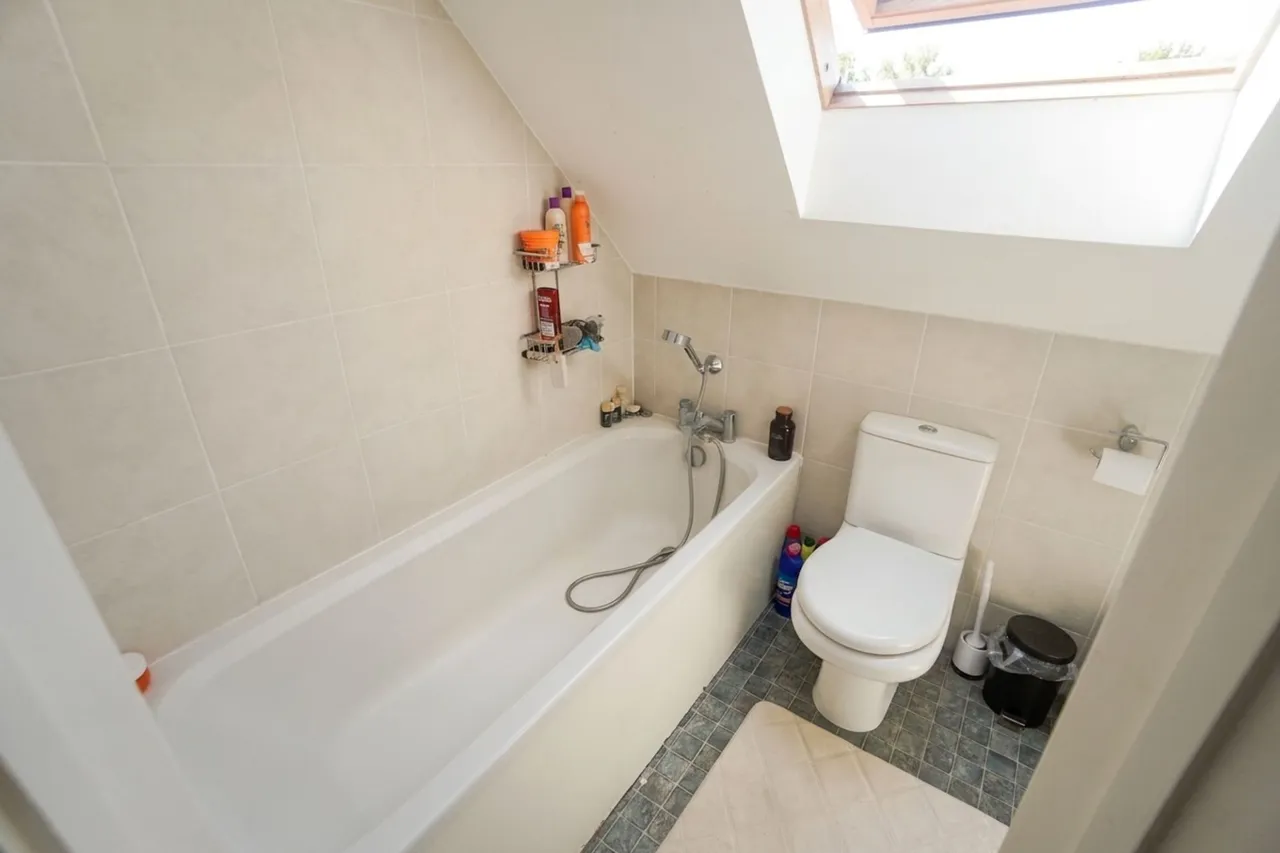 London Road, High Wycombe, HP11, photo 7