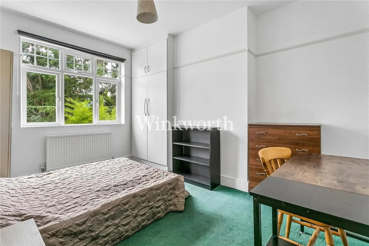 Stirling Road, London, N22, photo 4