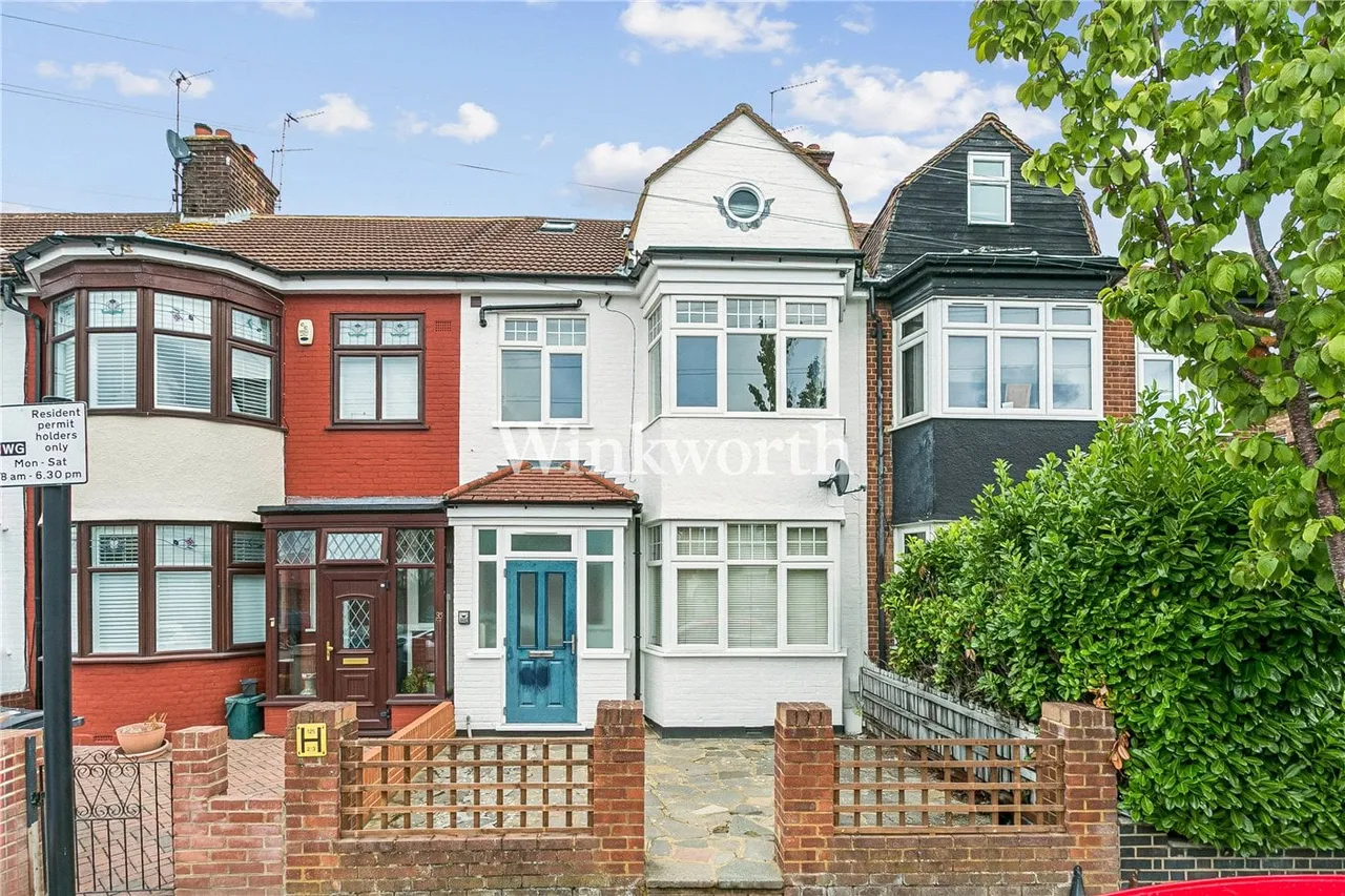 Stirling Road, London, N22, photo 2