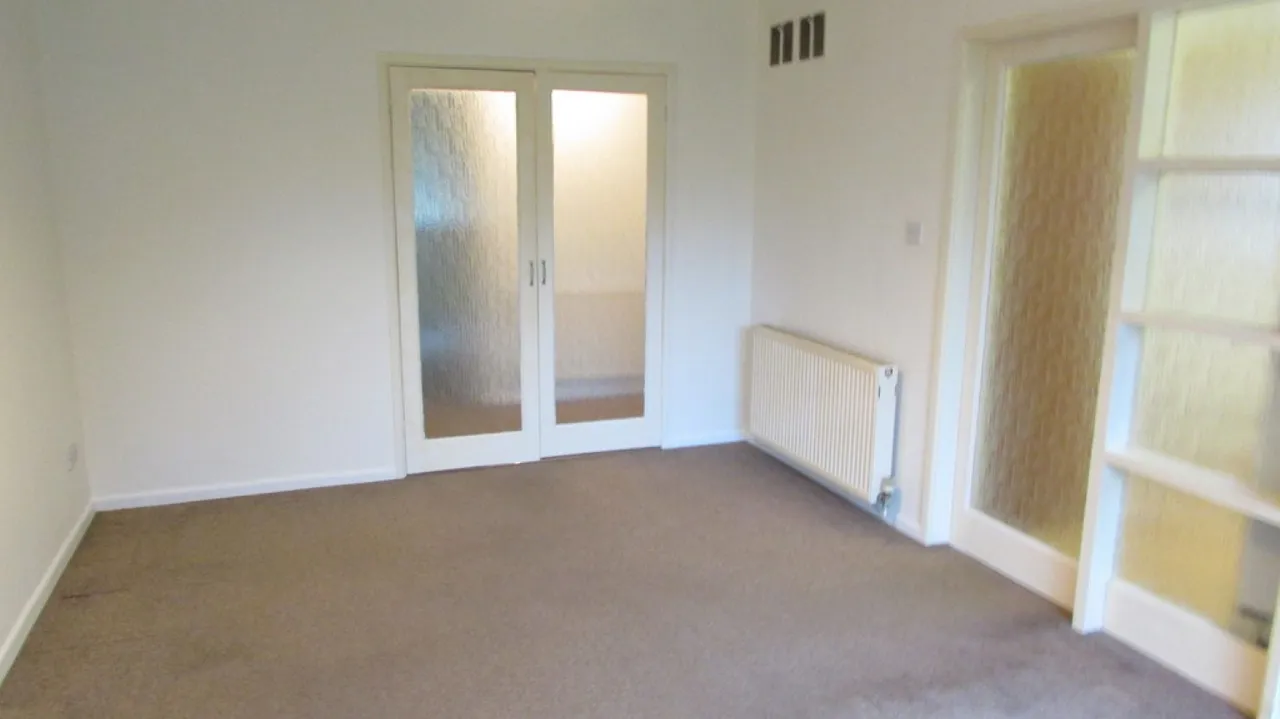Greenhill Court, Lodge Close, Banbury, photo 2