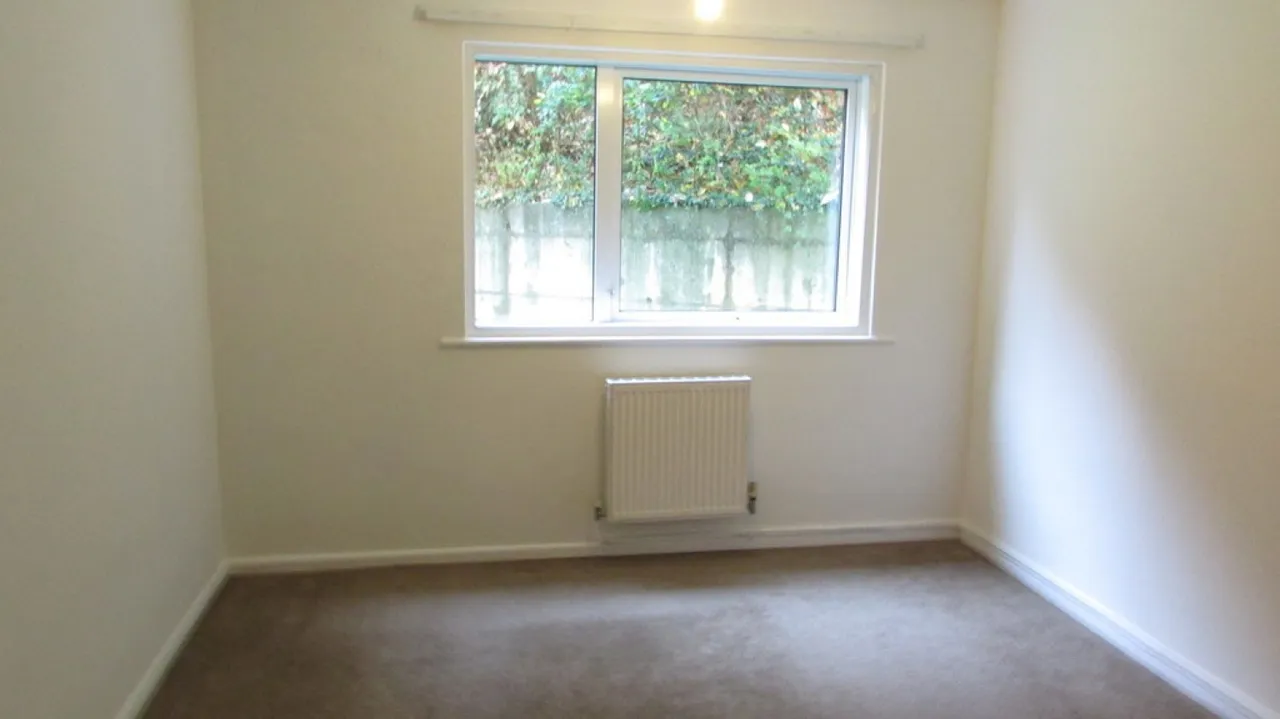 Greenhill Court, Lodge Close, Banbury, photo 3