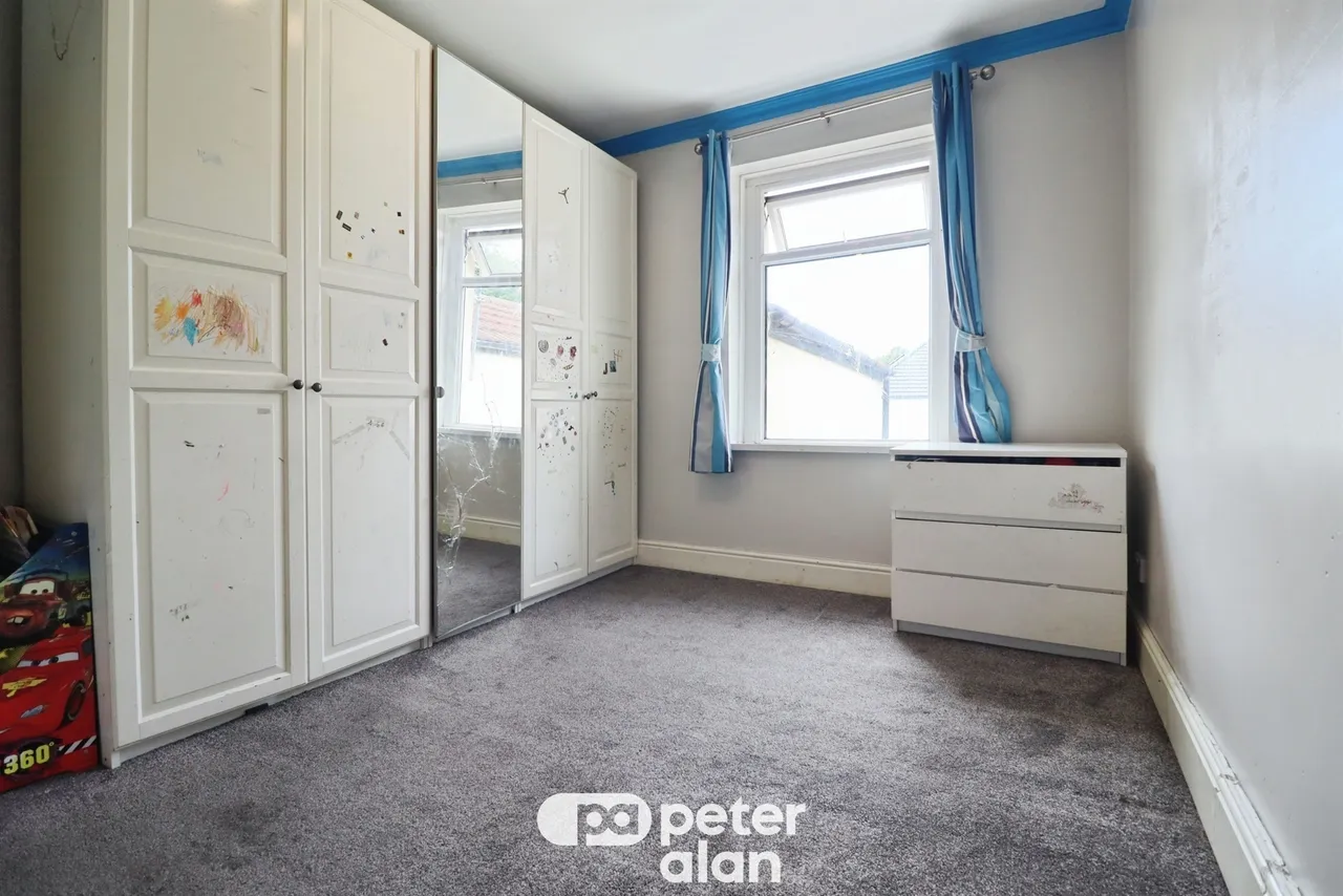 Russell Street, Cardiff, CF24, photo 11
