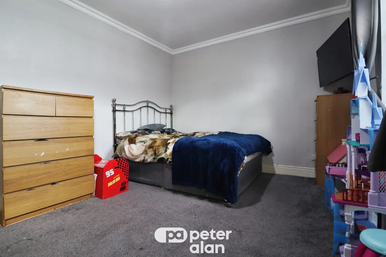 Russell Street, Cardiff, CF24, photo 15