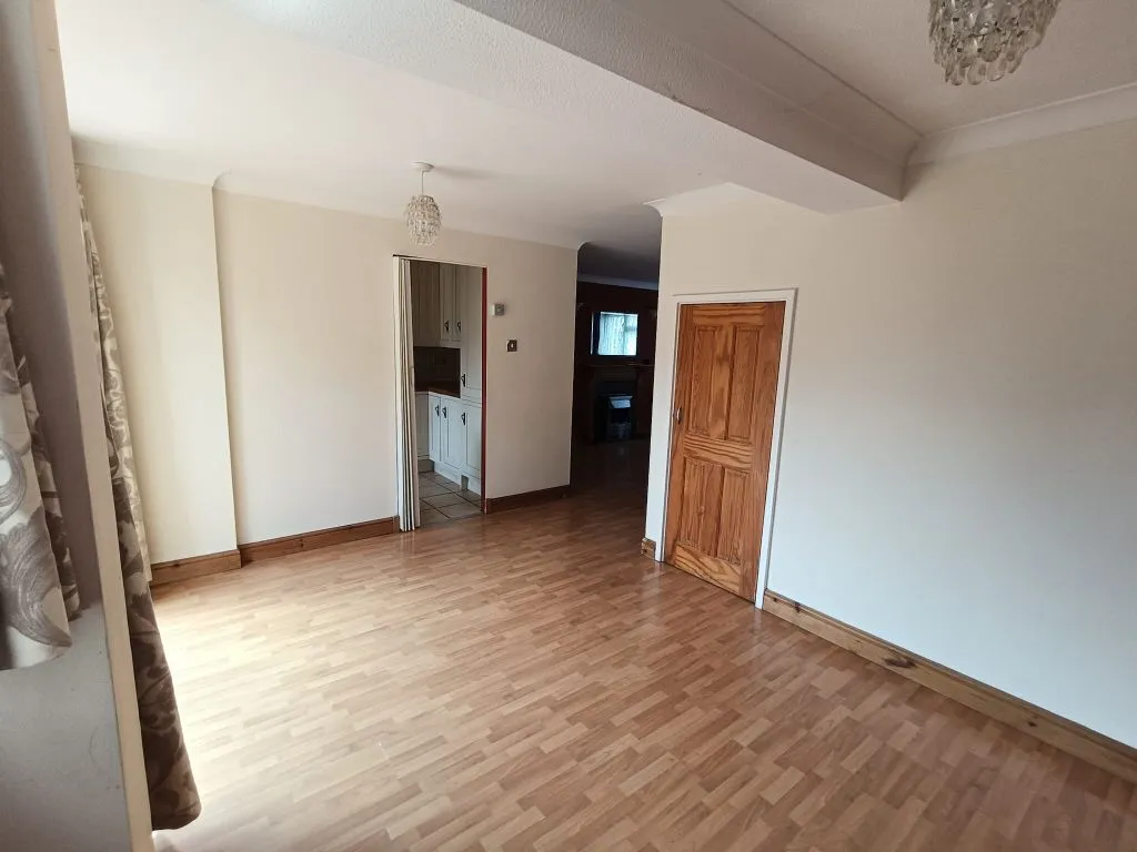 Tintern Road, Crawley, photo 7