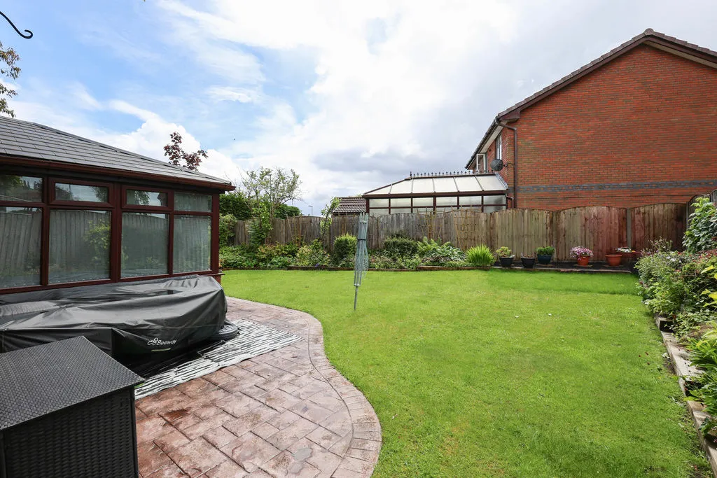 Creaton Way Middleton, Manchester M24 5JY, photo 23