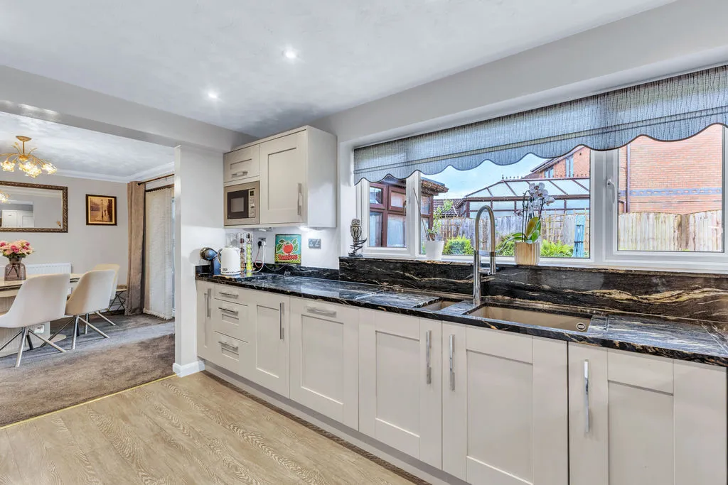 Creaton Way Middleton, Manchester M24 5JY, photo 7