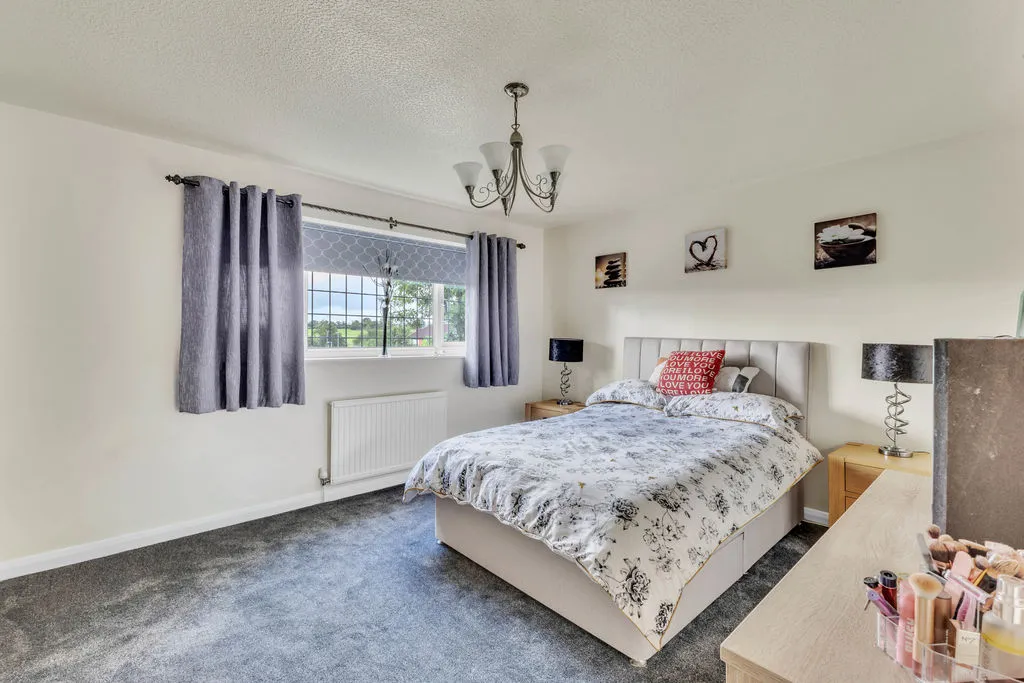 Creaton Way Middleton, Manchester M24 5JY, photo 14