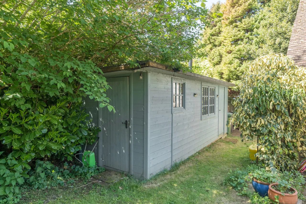 Shepherds Way, Liphook, GU30, photo 11