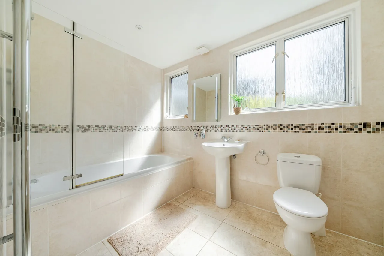 Shepherds Way, Liphook, GU30, photo 9