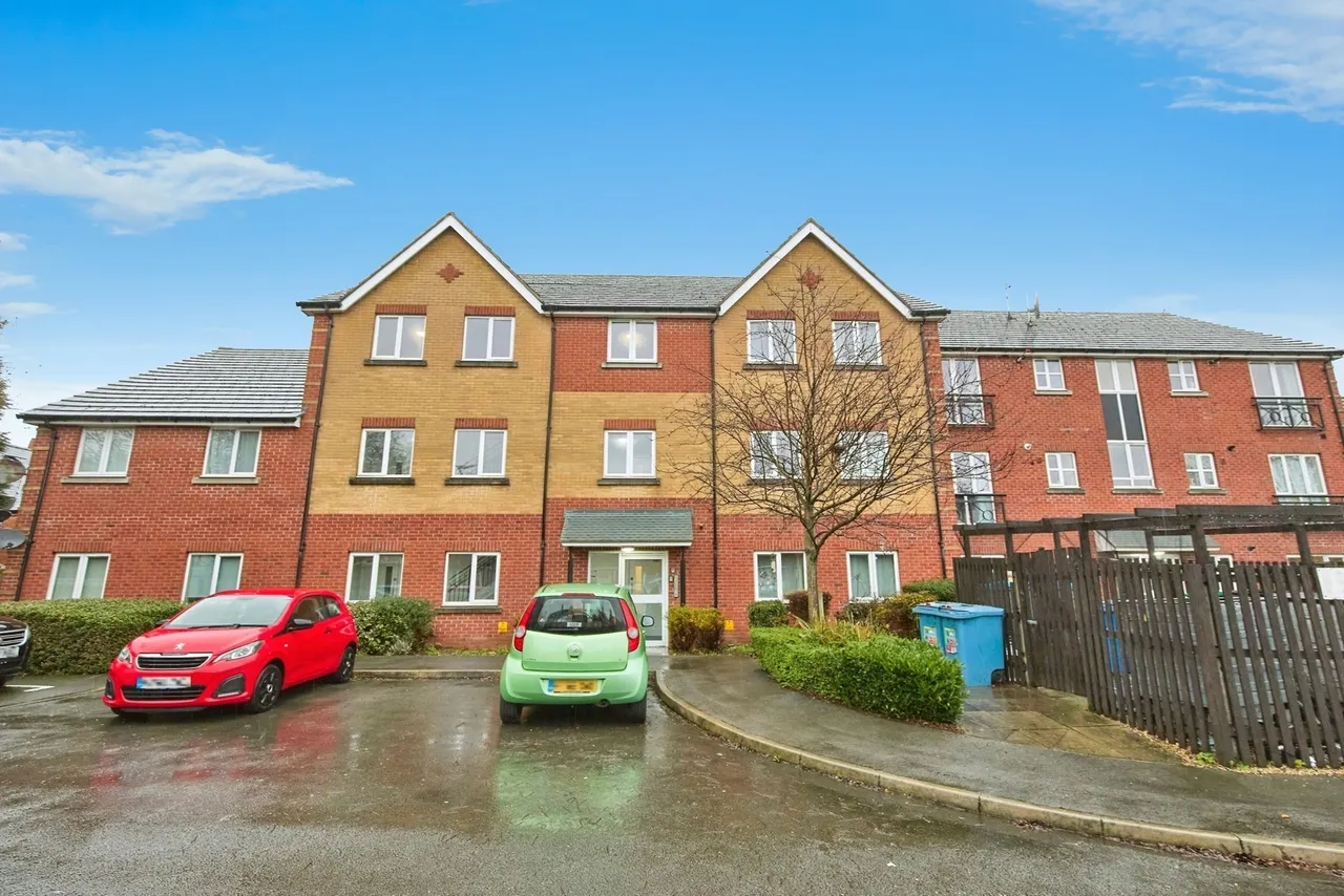 2 bed flat for sale, Ashwood Close, Derby, DE24