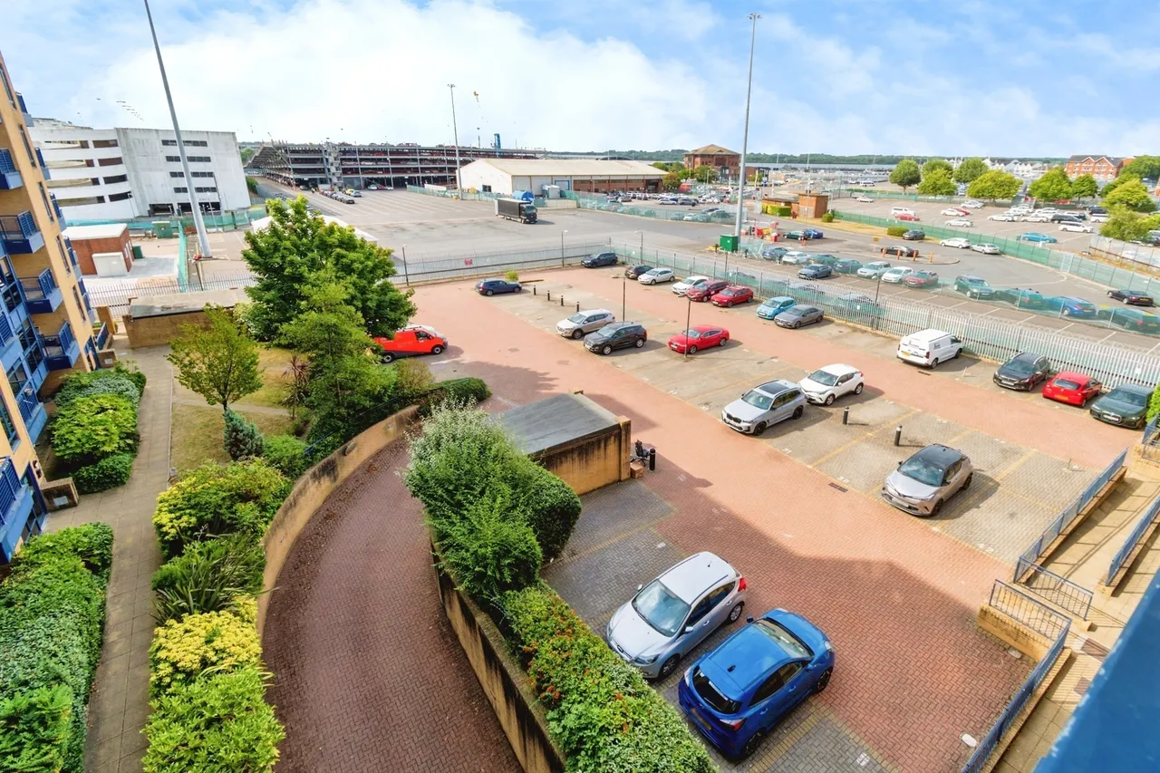 Canute Road, Southampton, SO14, photo 15