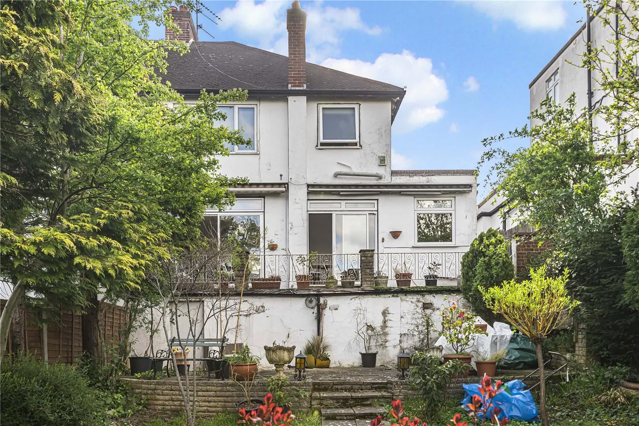 Heddon Court Avenue, Cockfosters, EN4 9NG, photo 21