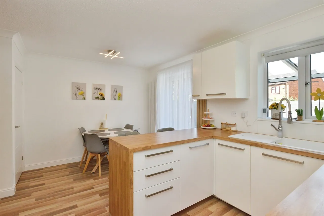 Tredington Grove, Caldecotte, Milton Keynes, photo 9