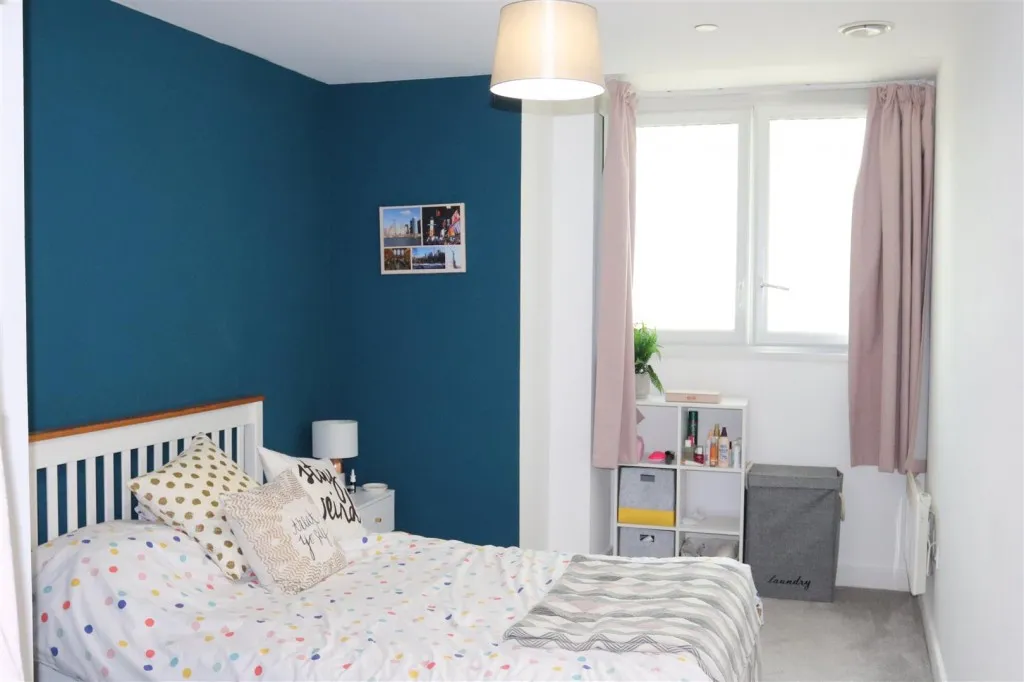 Hagley Road, Birmingham, B16, photo 11