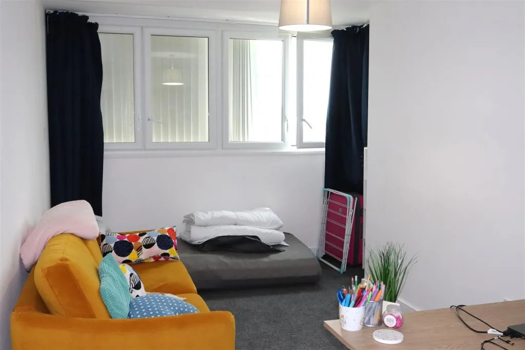 Hagley Road, Birmingham, B16, photo 13