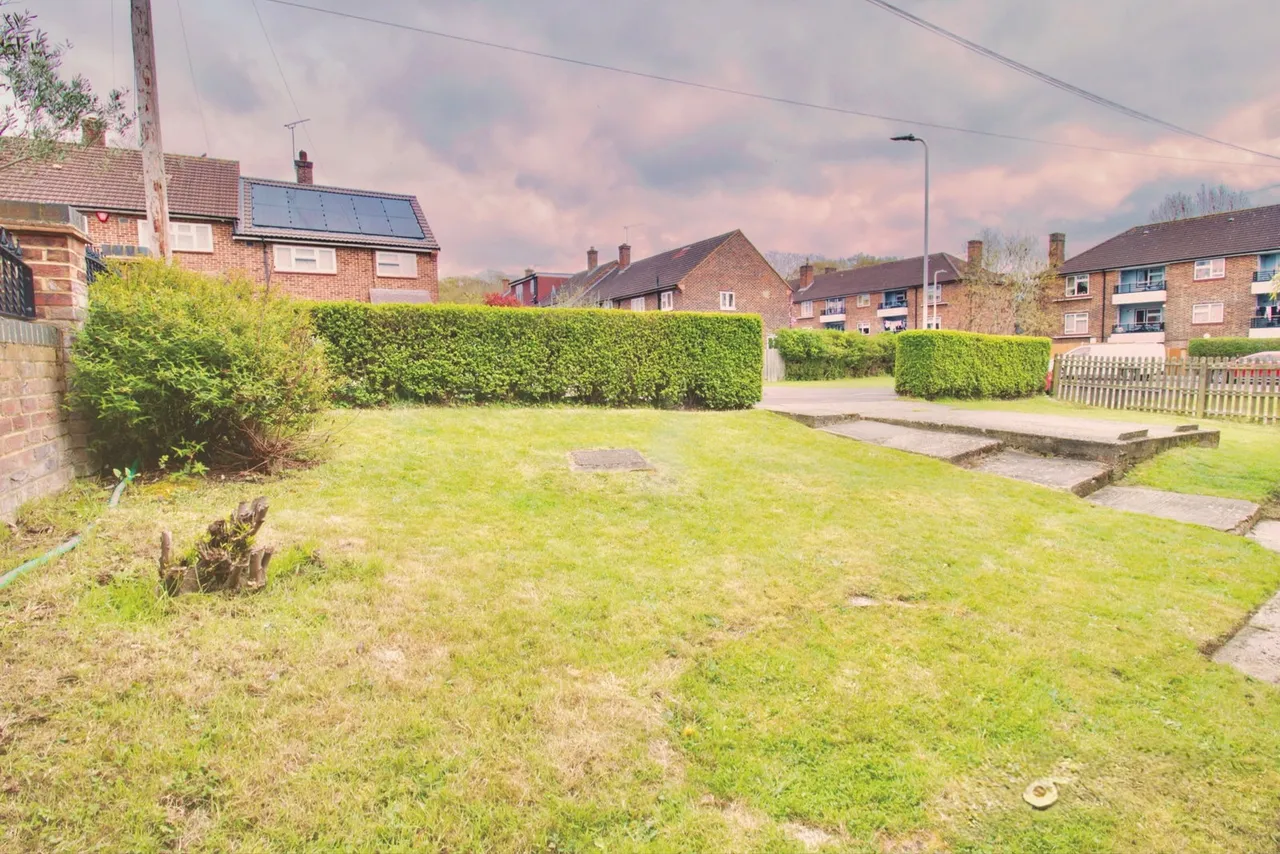 Broseley Road, Romford, RM3, photo 21