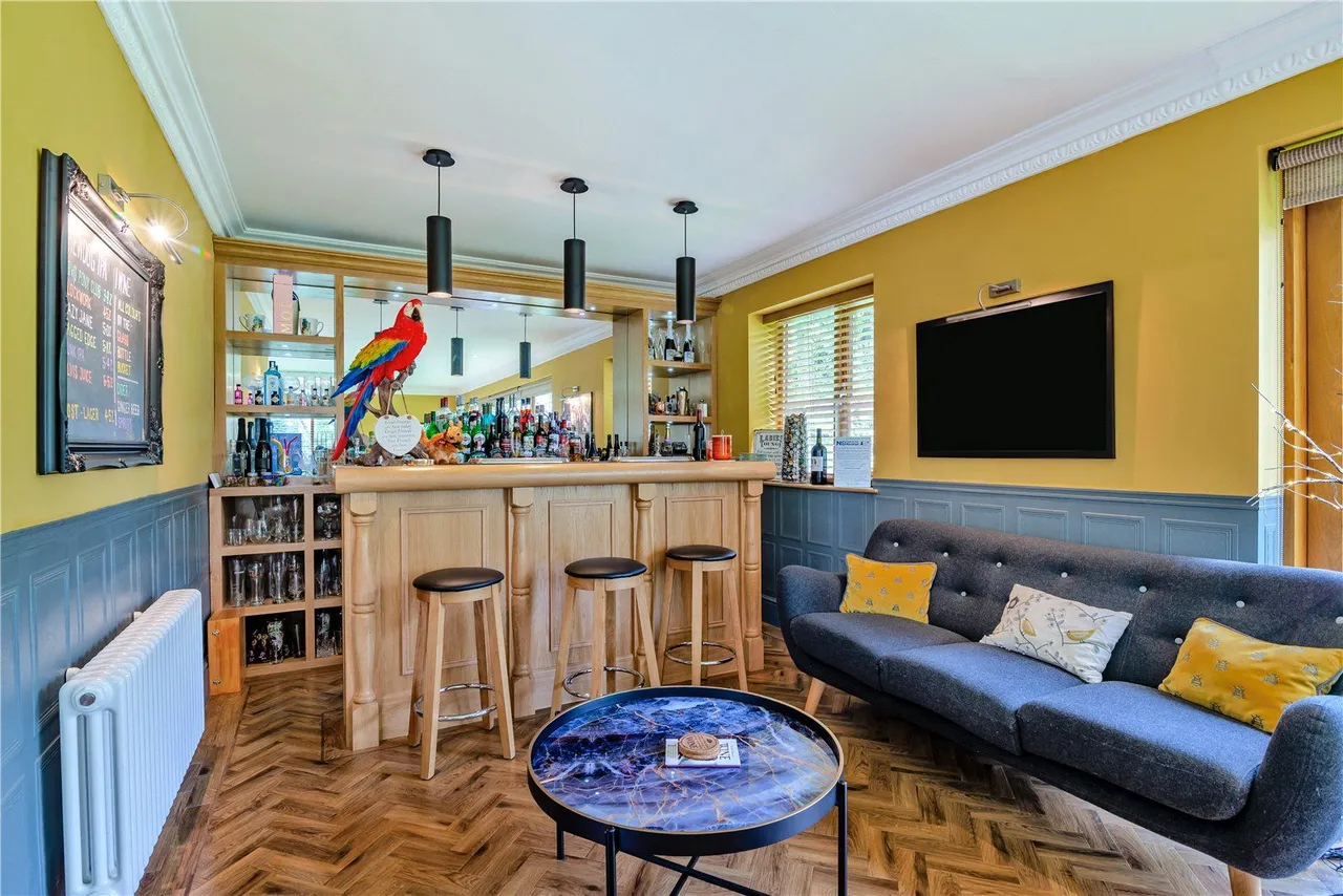 Barnsley Road, Newmillerdam, Wakefield, West Yorkshire, WF2 6QQ, photo 5