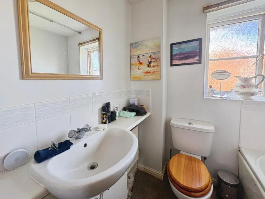 Osborne Heights, East Cowes, PO32, photo 9