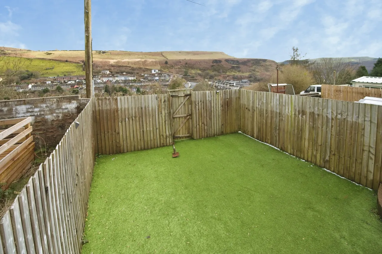 Brondeg Street, Ferndale, CF43, photo 15