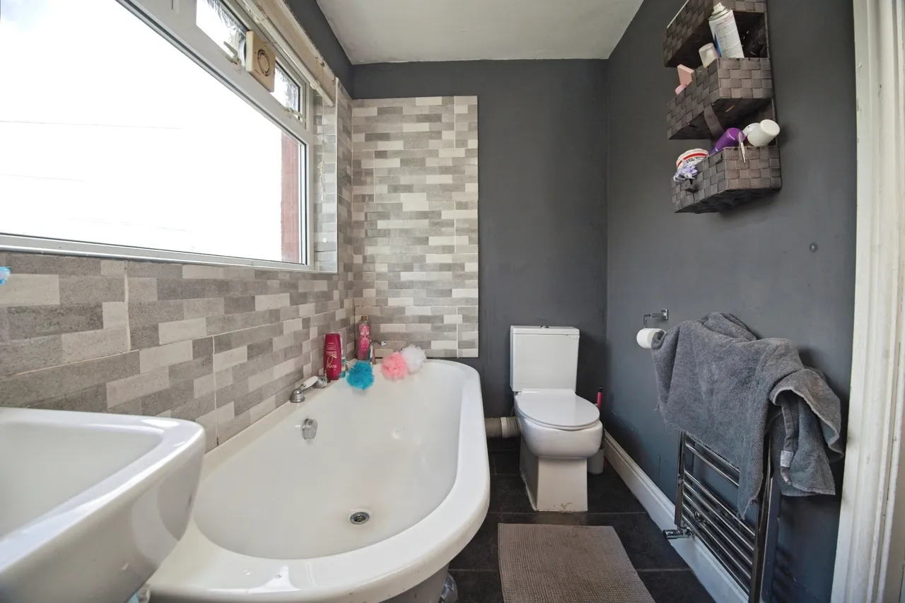 Brondeg Street, Ferndale, CF43, photo 9