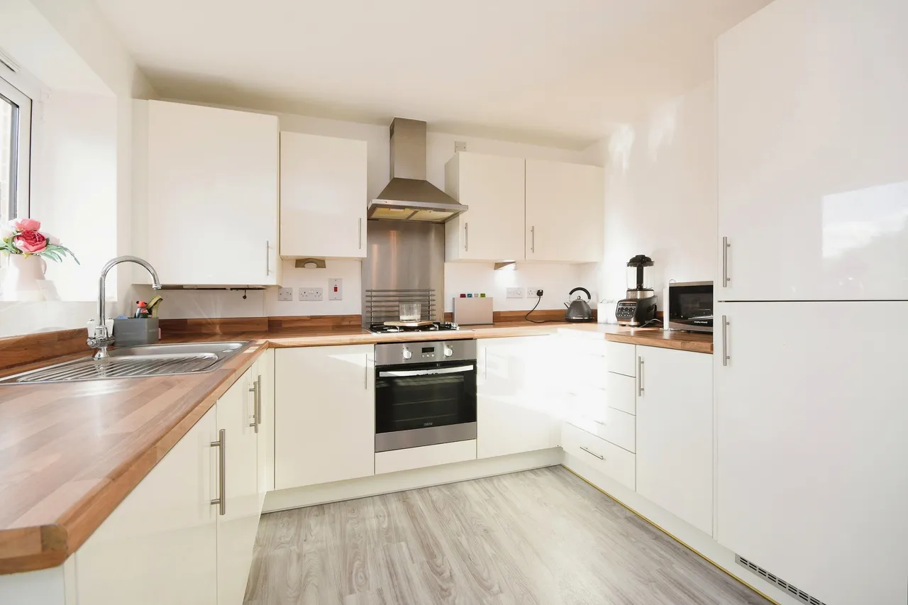 Blake Avenue, Basildon, Essex, SS14, photo 9