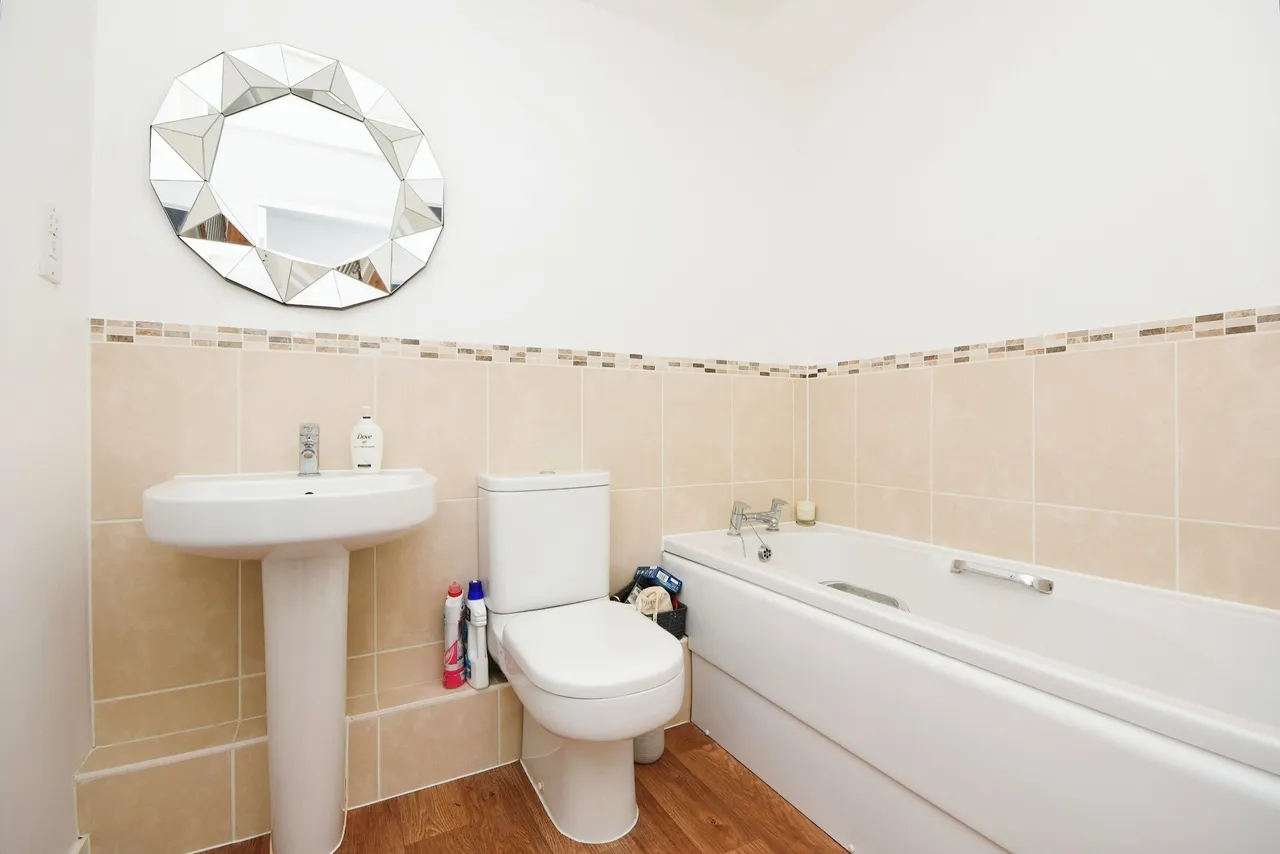 Blake Avenue, Basildon, Essex, SS14, photo 7