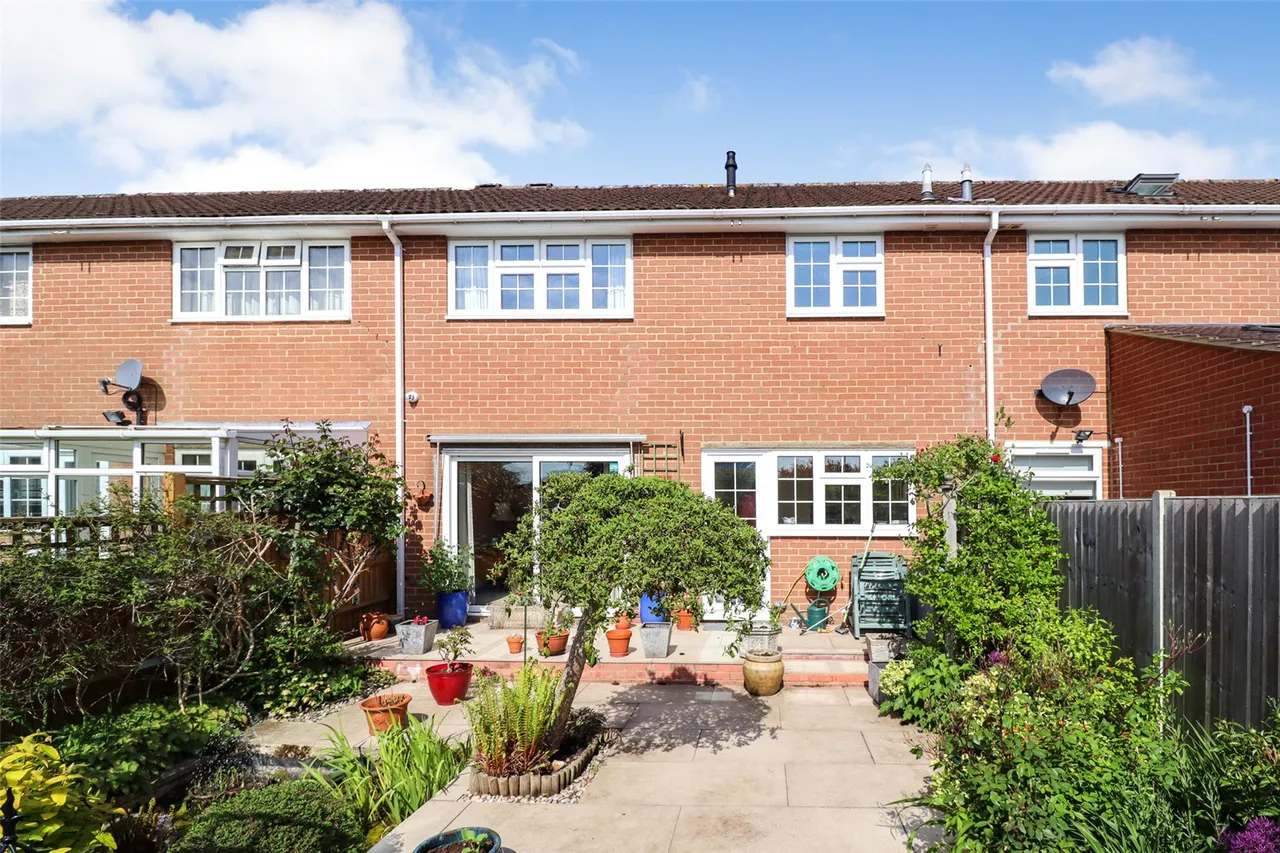 Glebe Court, Fleet, Hampshire, GU51 4NJ, photo 12