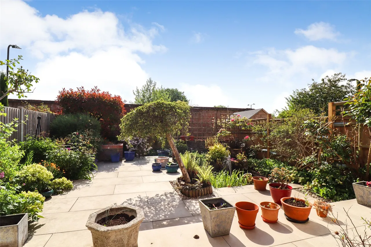 Glebe Court, Fleet, Hampshire, GU51 4NJ, photo 4