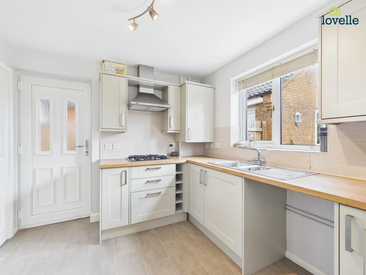 Lincoln Road, Dunholme, LN2, photo 5