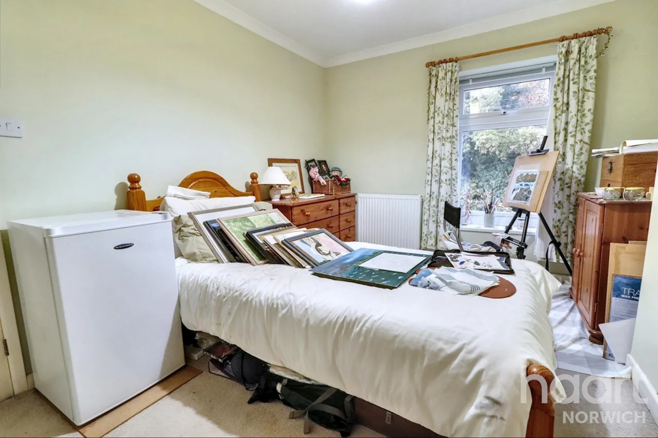 Plumstead Road East, Norwich, NR7, photo 16
