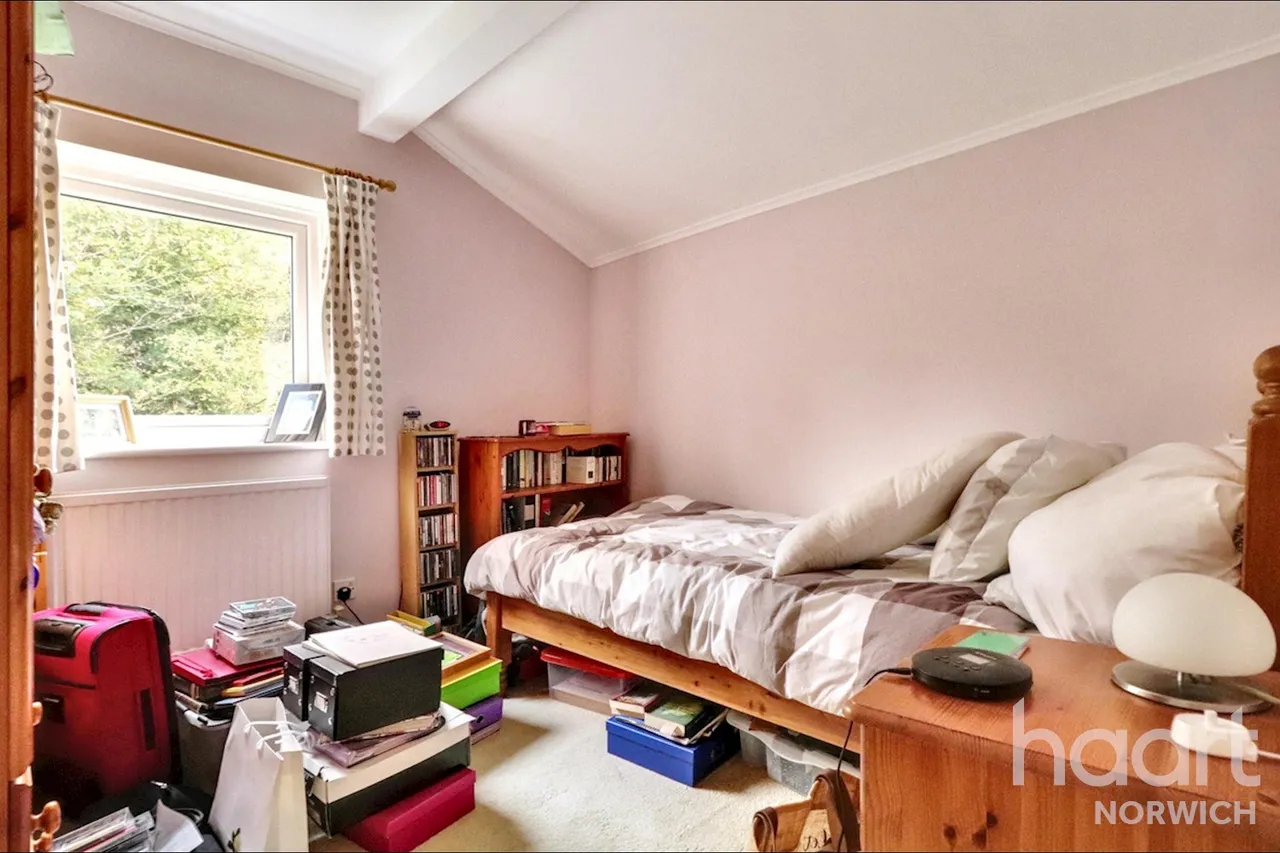 Plumstead Road East, Norwich, NR7, photo 14