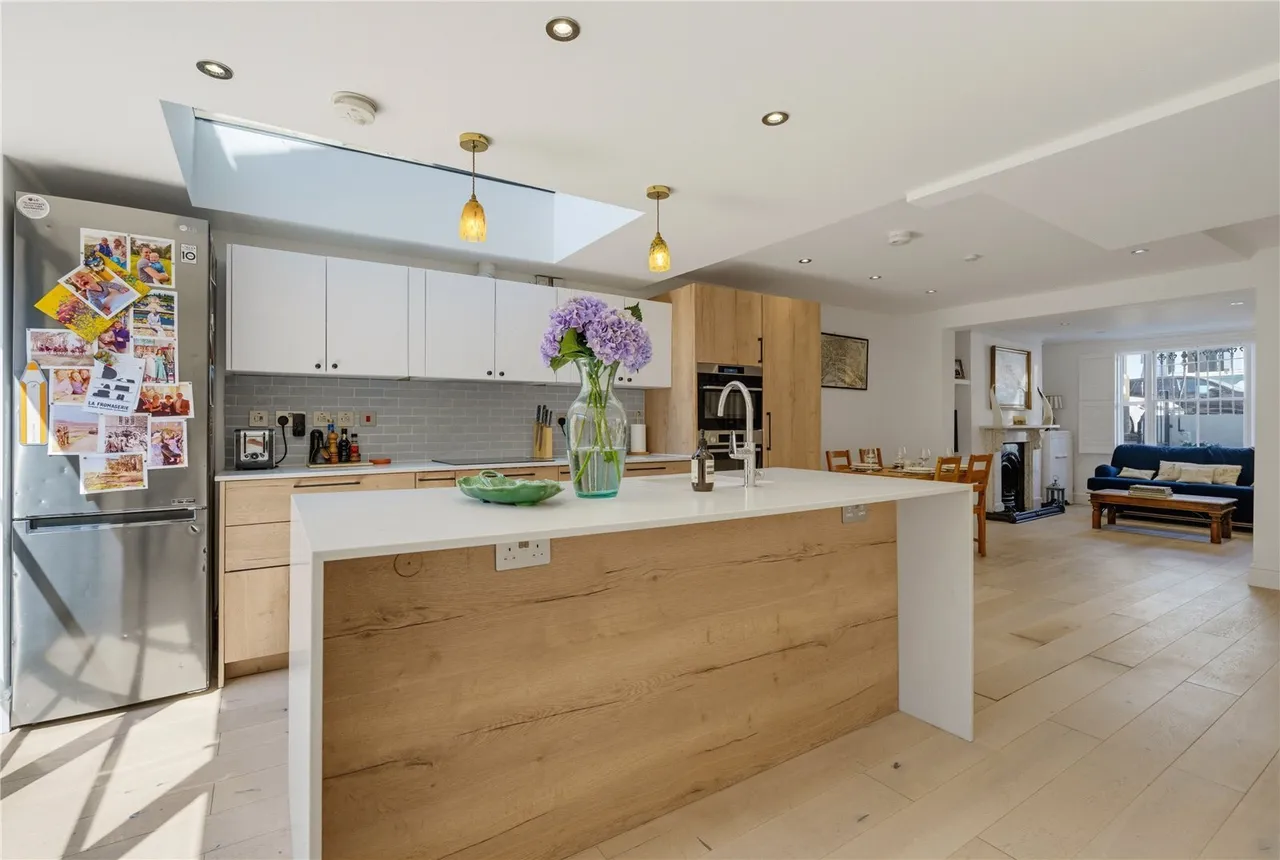 Auckland Road, London, SW11, photo 2