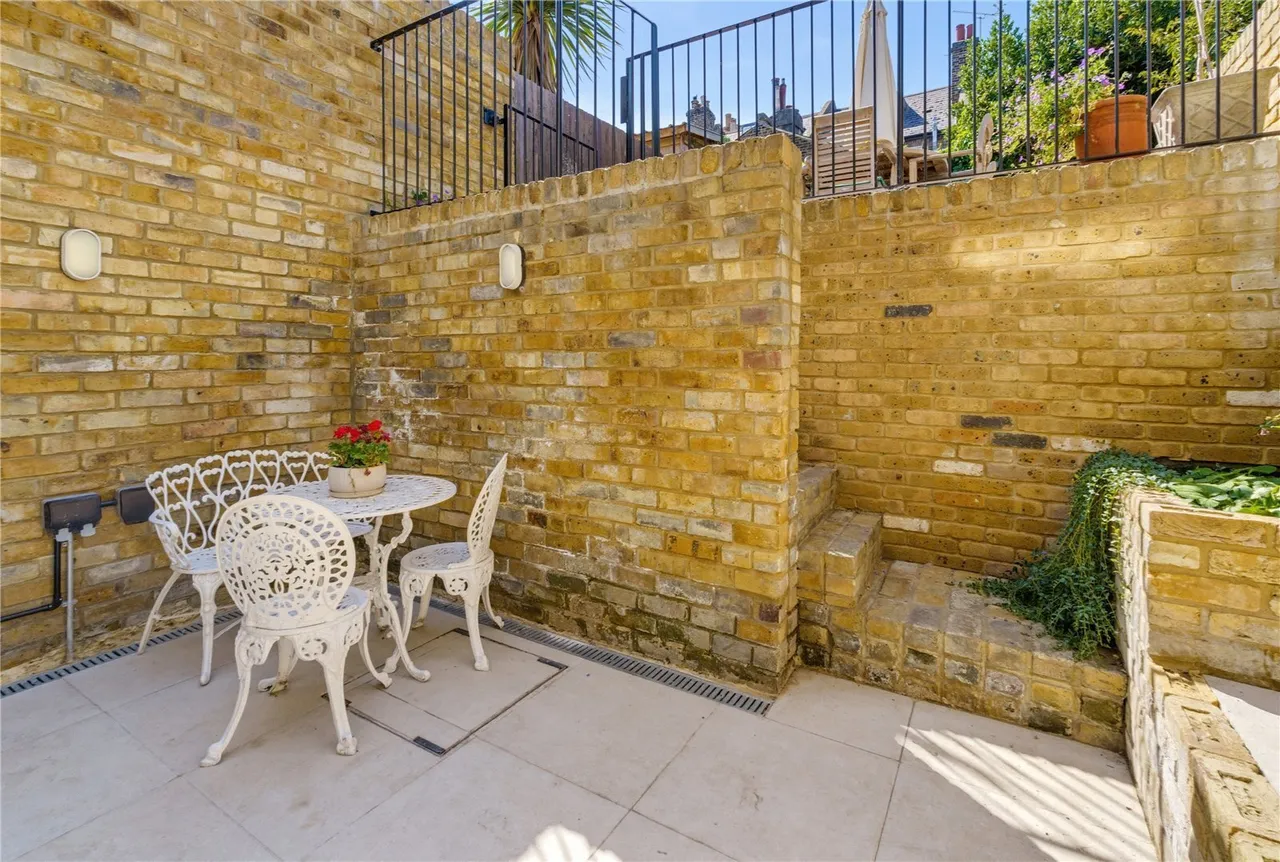 Auckland Road, London, SW11, photo 9