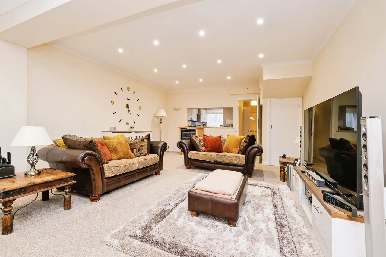 Whybridge Close, Rainham, RM13, photo 23