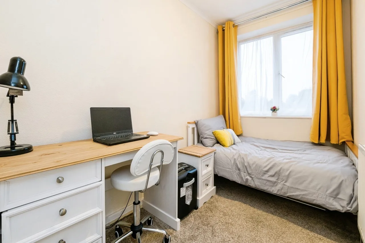 Whybridge Close, Rainham, RM13, photo 13