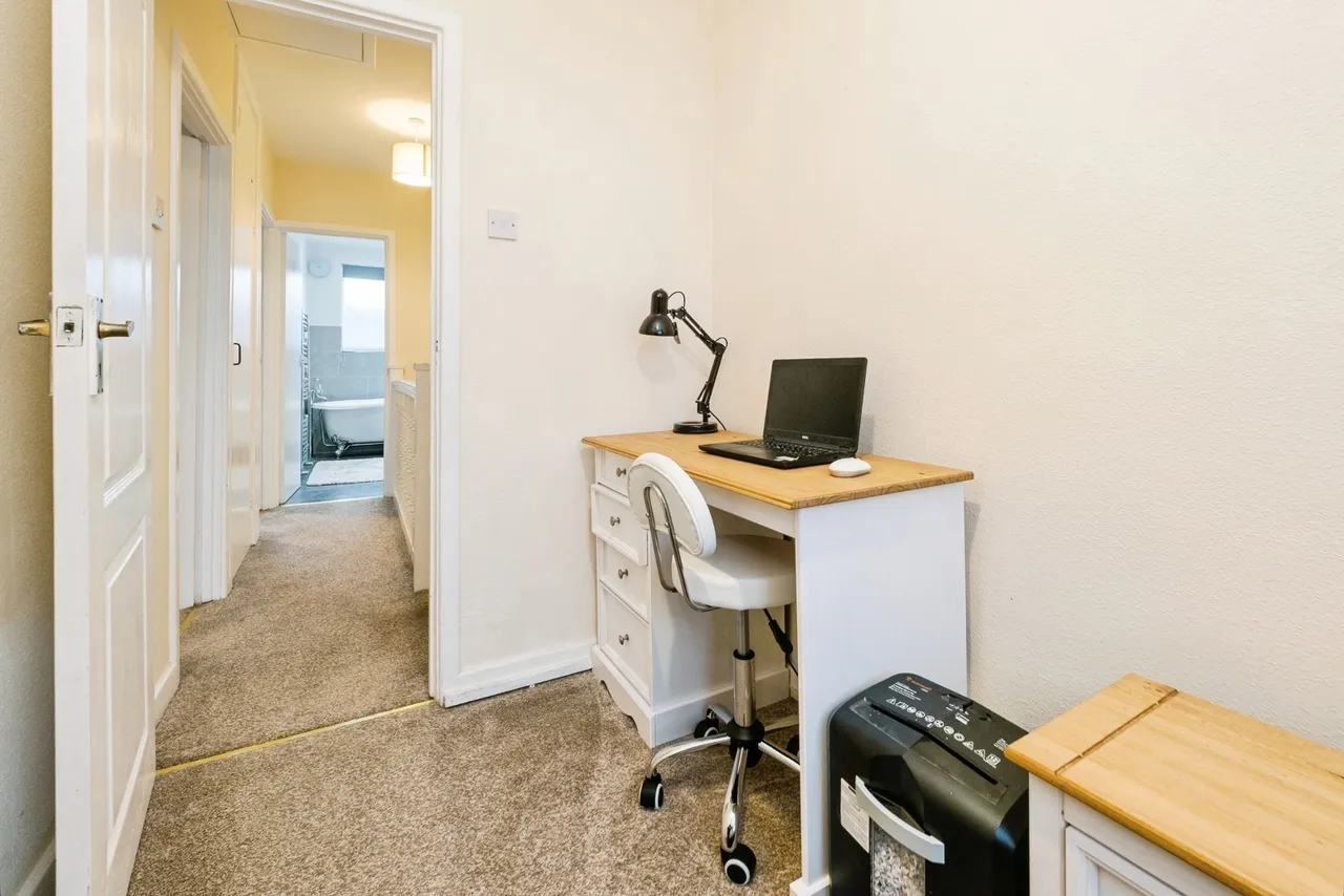 Whybridge Close, Rainham, RM13, photo 14