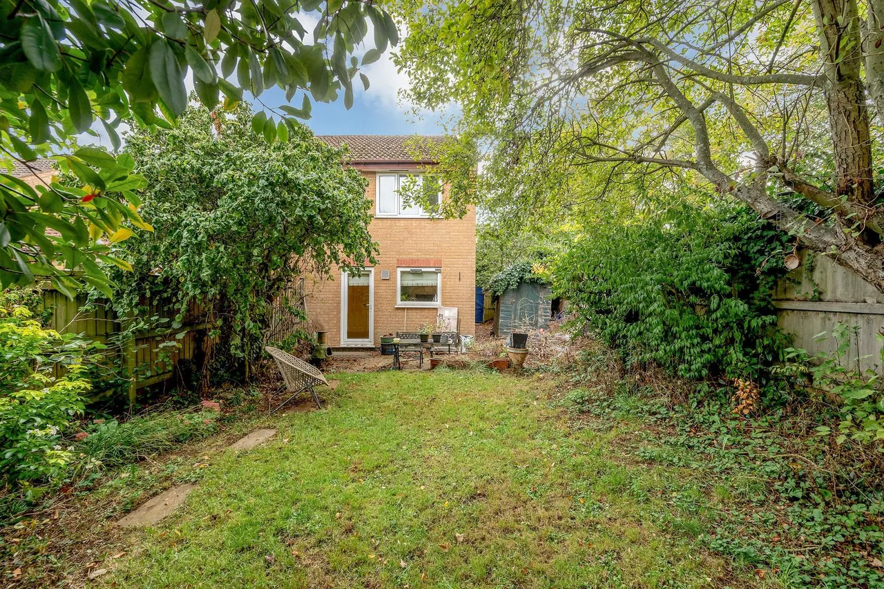 Plover Close, Oakham, LE15, photo 8