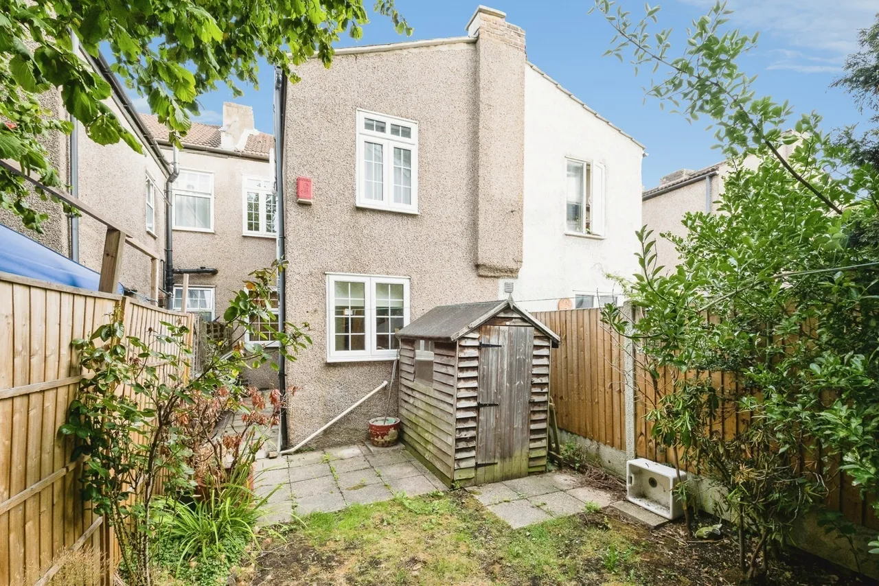 Mulberry Way, London, E18, photo 17