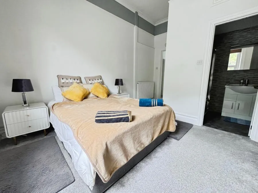 St. Boniface Road, Ventnor, PO38, photo 13