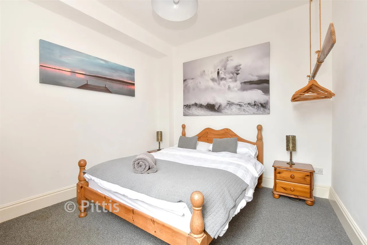 Bridge Road, East Cowes, PO32, photo 6