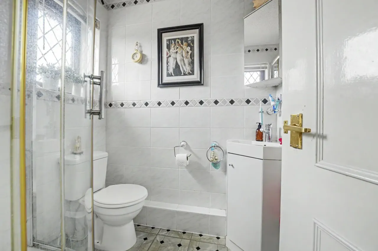 Kings Pond Close, Dunton, SG18, photo 19