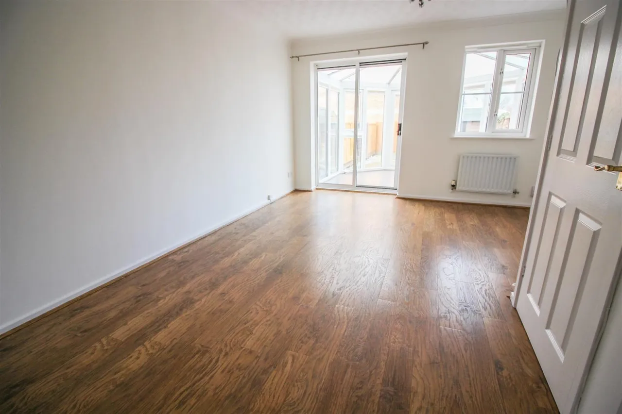Bentley Drive, Church Langley, CM17, photo 4