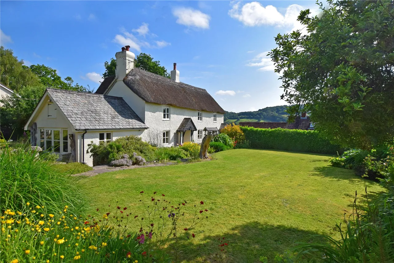 3 bed house for sale — Ham, Axminster, Devon, EX13 7HL