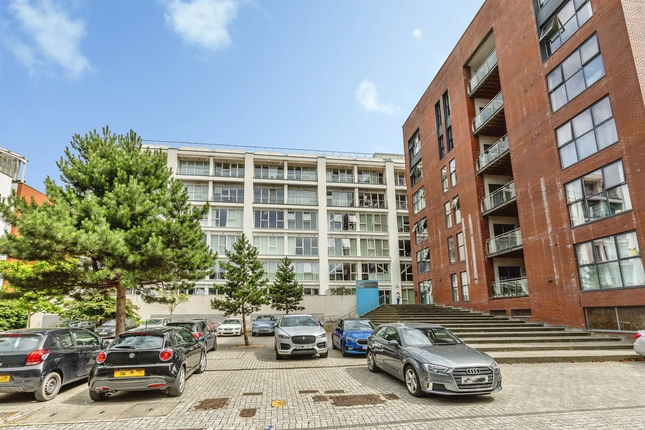 Skypark Road, Bristol, photo 12