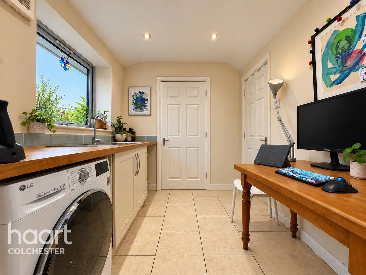The Paddocks, Bures, CO8, photo 14